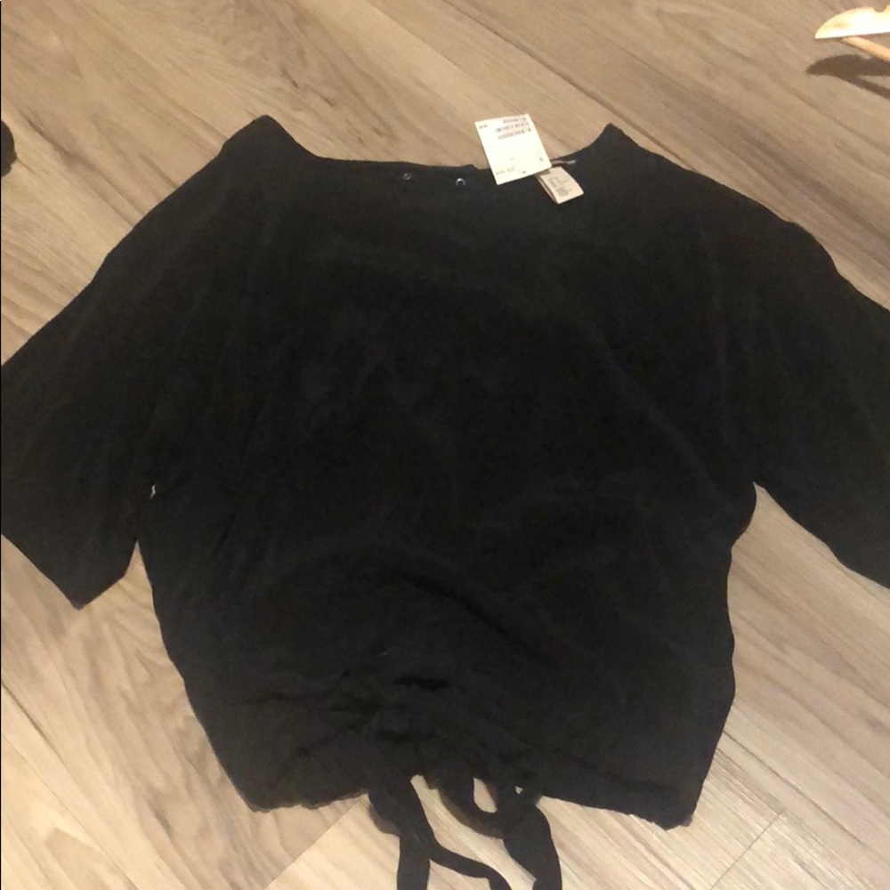 Short sleeve backless party top